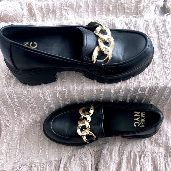 Madden Nyc Shoes - Madden NYC Womens Black Chunky Platform Loafers Gold Chain Link Lug Sole Size 6
